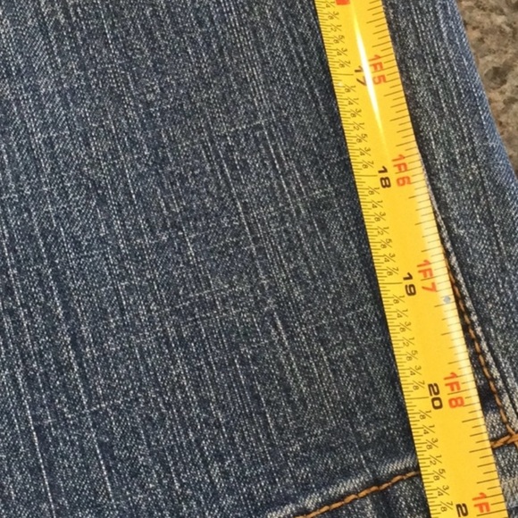 Jeanstar Jeans Womens Size 16W Cropped Capri Stretch Light Wash Denim Studded - Picture 12 of 12